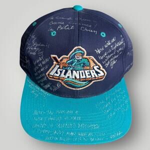 RARE NY Islanders Team Signed Snapback Cap Locker Room Farewell Presentation